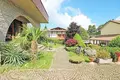 Villa 1 700 m² Selvino, Italy