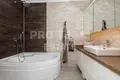 Квартира 4 комнаты 150 м² Кестель, Турция