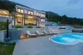 Casa 4 habitaciones 320 m² Grad Split, Croacia