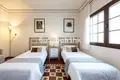 5 bedroom house 259 m² Dos Hermanas, Spain