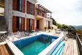 Maison 4 chambres 220 m², Monténégro