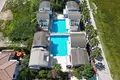 Дом 4 комнаты 210 м² Серик, Турция