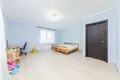 Casa de campo 370 m² Marjaliva, Belarús