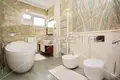 House 12 rooms 1 249 m² Adamovec, Croatia
