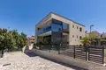 Mieszkanie 3 pokoi 128 m² Krk, Chorwacja