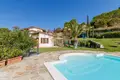 Commercial property 300 m² in Pisa, Italy