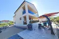 Casa 4 habitaciones 280 m² Radici, Croacia