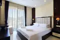 Wohnung 2 Schlafzimmer 85 m² in Becici, Montenegro