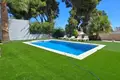 Haus 5 Schlafzimmer 253 m² Dos Hermanas, Spanien