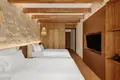 Villa de 4 dormitorios 420 m² Dobrota, Montenegro