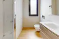 Mieszkanie 2 pokoi 131 m² Torrevieja, Hiszpania