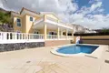 Villa de 4 dormitorios 500 m² Miraverde, Španjolska