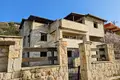 9 bedroom house 380 m² Toroni, Greece