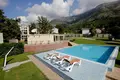 Haus 5 Schlafzimmer 324 m², Montenegro
