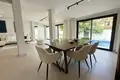 Haus 5 Schlafzimmer 360 m² Marbella, Spanien