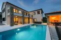 Villa 4 chambres 288 m² Umag, Croatie