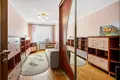 Mieszkanie 3 pokoi 56 m² Mińsk, Białoruś