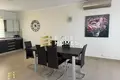 Bungalow 3 chambres  en Swieqi, Malte