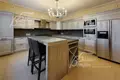 Haus 8 zimmer 750 m² in Kommunarka, Russland