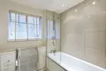 2 bedroom apartment 77 m² in London, United Kingdom