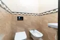 Mieszkanie 4 pokoi 92 m² Warszawa, Polska