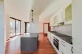 Mieszkanie 4 pokoi 97 m² Miasto Stołeczne Praga, Czechy