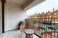 2 bedroom apartment 78 m² in London, United Kingdom