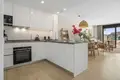 Mieszkanie 2 pokoi 115 m² Dos Hermanas, Hiszpania