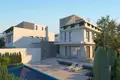 Mieszkanie 4 pokoi 205 m² Paralimni, Cypr