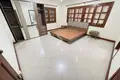 Villa de 4 habitaciones 320 m² Sangkat Boeng Prolit, Camboya