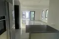Квартира 3 спальни  в Строволосе, Кипр