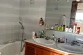 4 bedroom house 200 m² Dos Hermanas, Spain