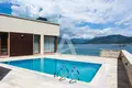 villa de 5 dormitorios  Tivat, Montenegro