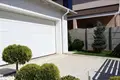 Dom 3 pokoi 320 m² Lymanka, Ukraina