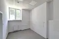 Коммерческое помещение 1 комната 80 м² в Варшаве, Польша