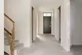 Haus 5 zimmer 220 m² Warschau, Polen
