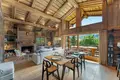 Chalet 7 rooms 225 m² in Saint Georges sur Allier, France