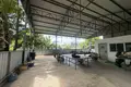 Nieruchomości komercyjne 2 400 m² w Sangkat Kouk Roka, Kambodża