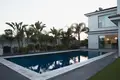 5 bedroom house 480 m² Oroklini, Cyprus