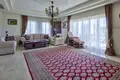 5-Schlafzimmer-Villa 440 m² Souni Zanatzia, Zypern