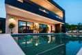 4 bedroom house 295 m² Makarska, Croatia