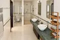 2 bedroom house 204 m² Marbella, Spain