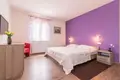villa de 5 dormitorios 220 m² Roviño, Croacia