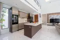 4-Schlafzimmer-Villa 268 m² Choeng Thale, Thailand