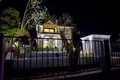3-Schlafzimmer-Villa 200 m² Lustica, Montenegro