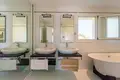 Haus 5 Schlafzimmer 753 m² Dos Hermanas, Spanien