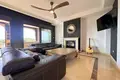 Haus 5 Schlafzimmer 352 m² Dos Hermanas, Spanien