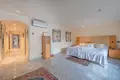 Haus 4 Schlafzimmer 640 m² Marbella, Spanien