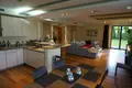 Mieszkanie 3 pokoi 130 m² w Francja, Francja