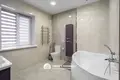 Dom 6 pokojów 291 m² w Mińsk, Białoruś
